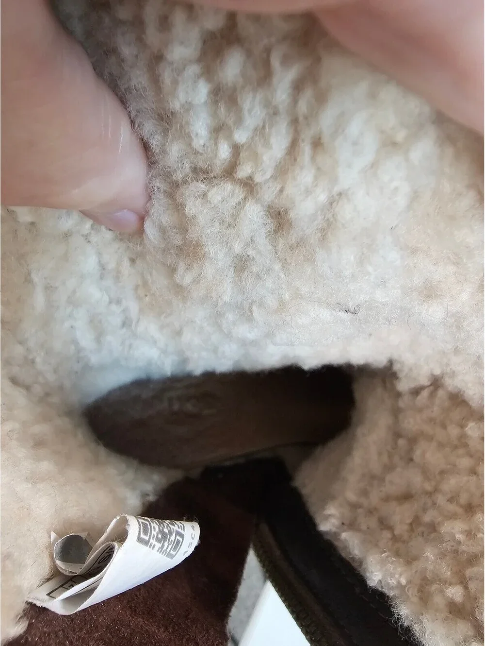 UGG Vintage Brown Leather Shearling Lined Boots with Toggles